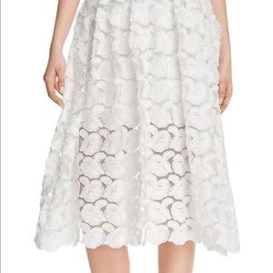 Make white lace skirt